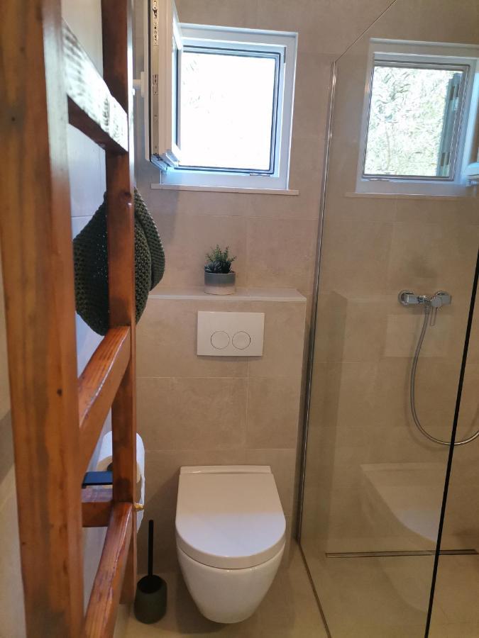 Holiday Batarelo تروغير المظهر الخارجي الصورة