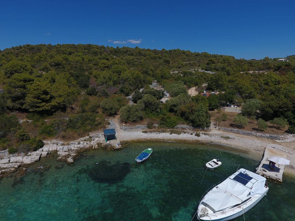 Holiday Batarelo تروغير المظهر الخارجي الصورة